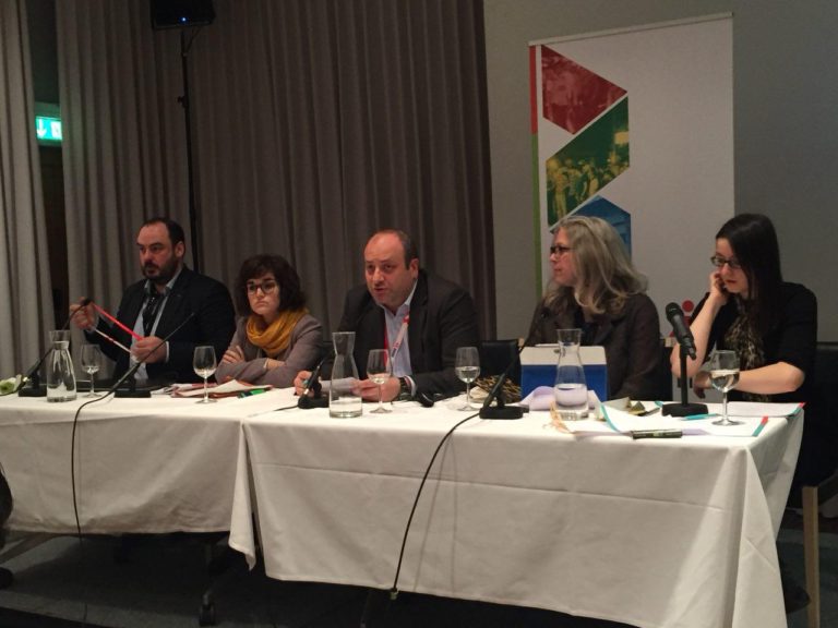 El Grup Barnils explica les vulneracions dels drets civils i polítics a Catalunya a organitzacions en defensa dels drets humans de més de 30 països a Viena